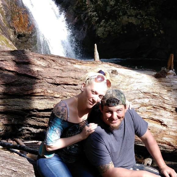 Meet your Posher, Sabrina - Picture 1 of 1